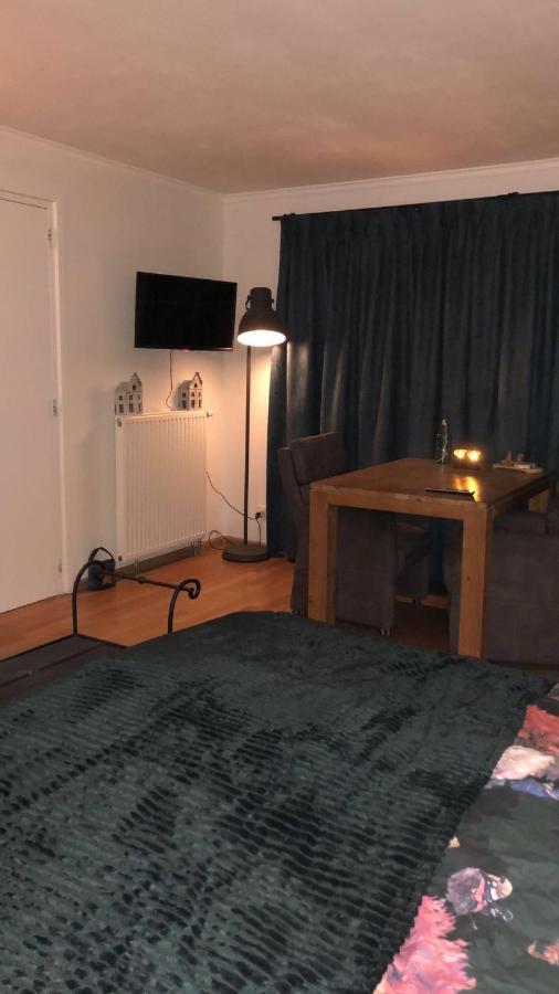 Grutsk Op 12 Bed & Breakfast Drachten Dış mekan fotoğraf