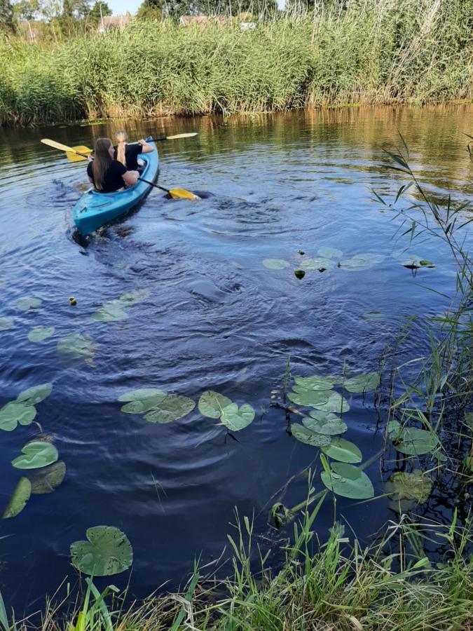 Grutsk Op 12 Bed & Breakfast Drachten Dış mekan fotoğraf