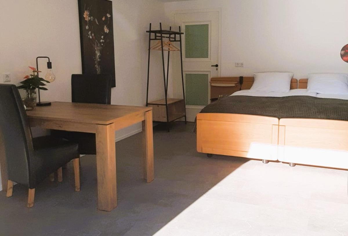 Grutsk Op 12 Bed & Breakfast Drachten Dış mekan fotoğraf