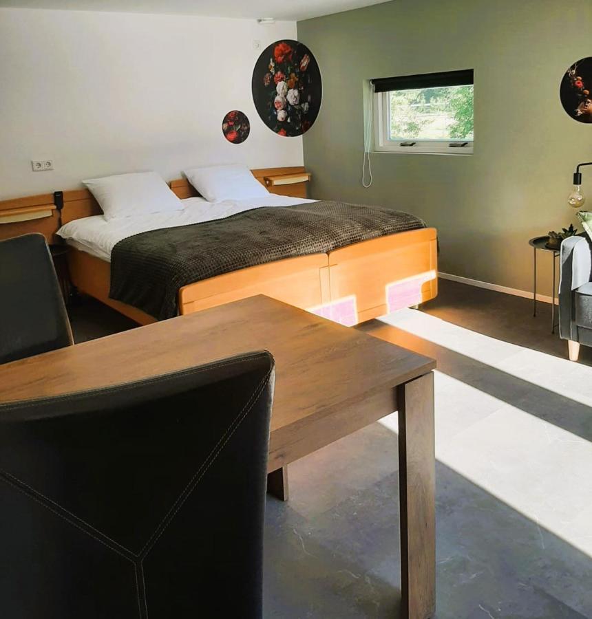 Grutsk Op 12 Bed & Breakfast Drachten Dış mekan fotoğraf